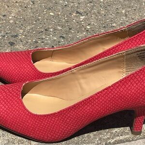 Karen Scott heels size 8m